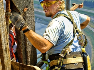 headshot of hard hat worker