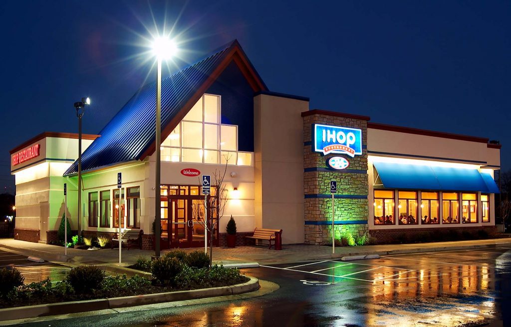 i hop photo at night