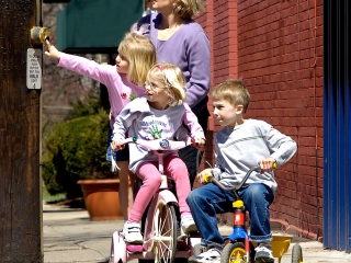 mom and kids in town