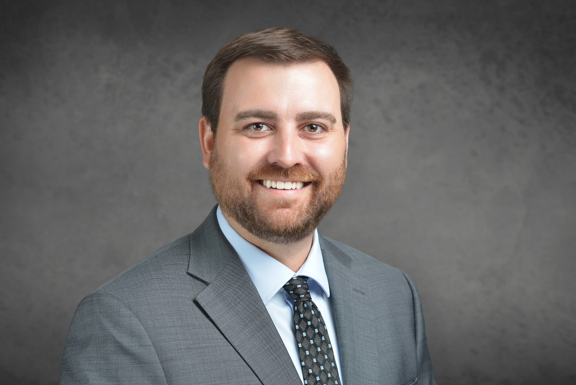 Keenan Phoenix corporate headshot by Art Dickinson