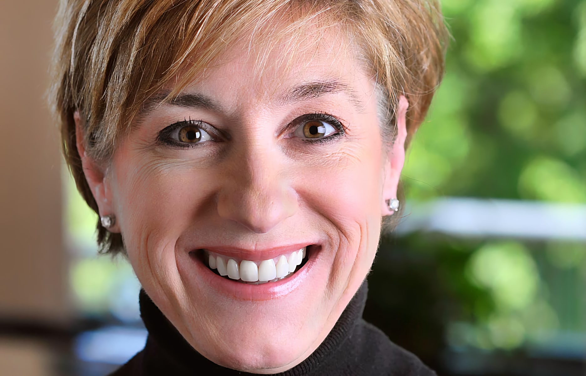 Phoenix corporate headshot