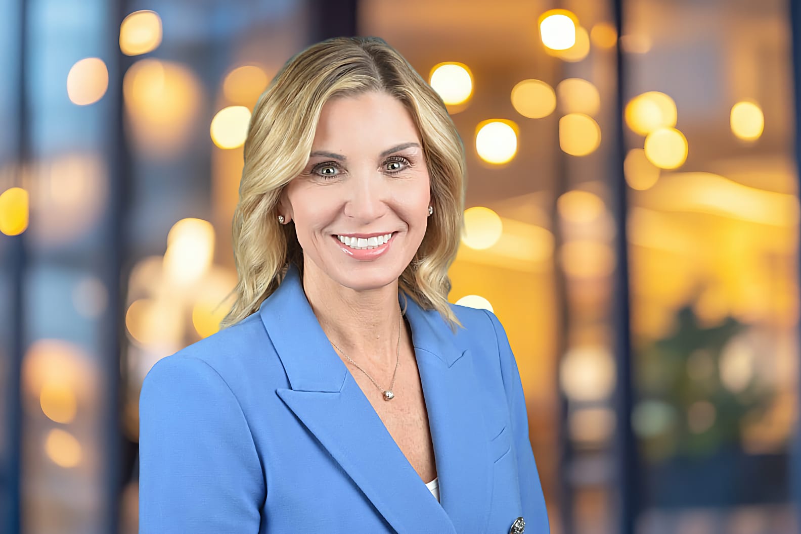 Phoenix woman at mall